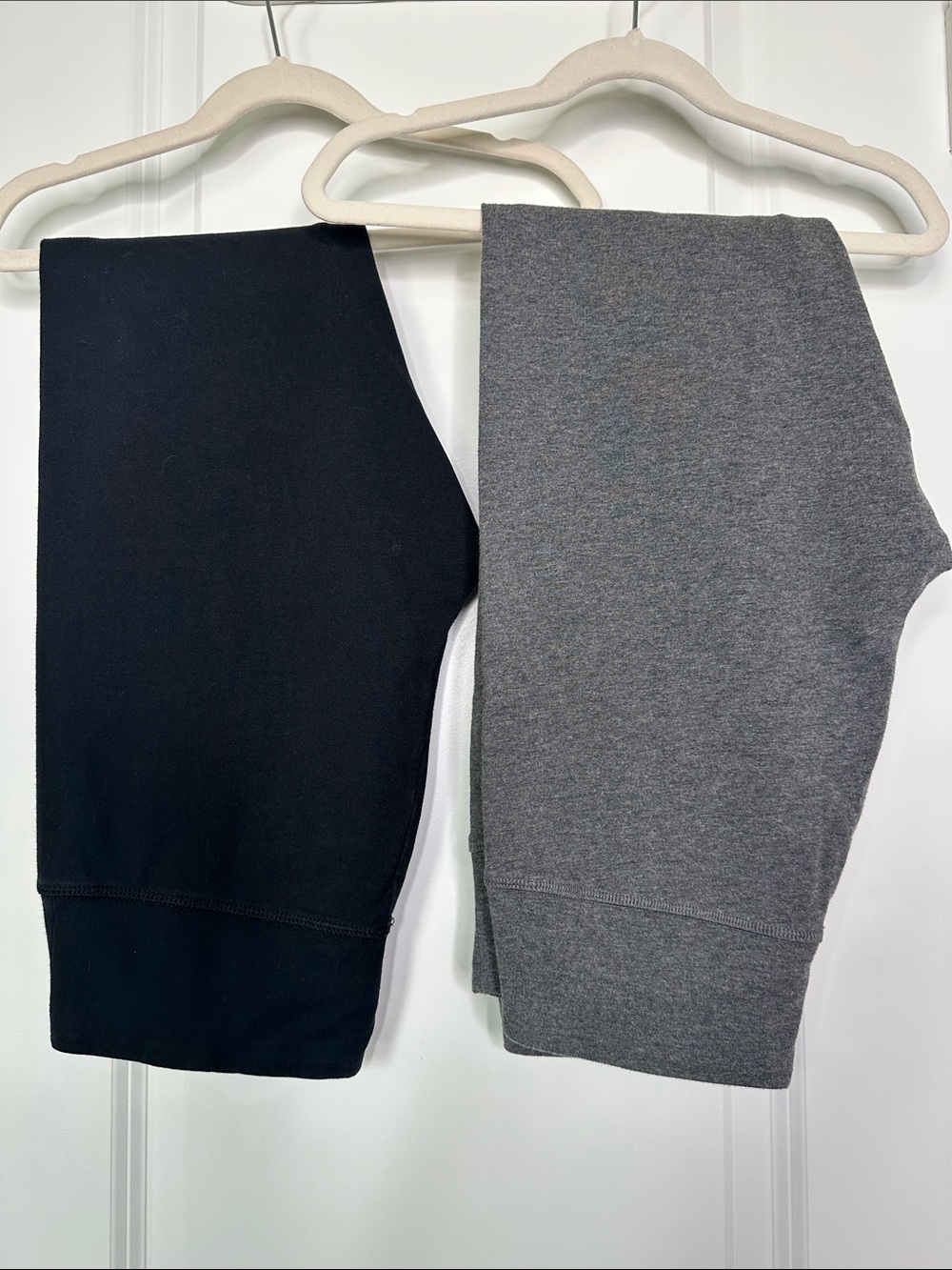 Aerie Black and Gray Chill Play Move Straight Leg Leggings Bundle